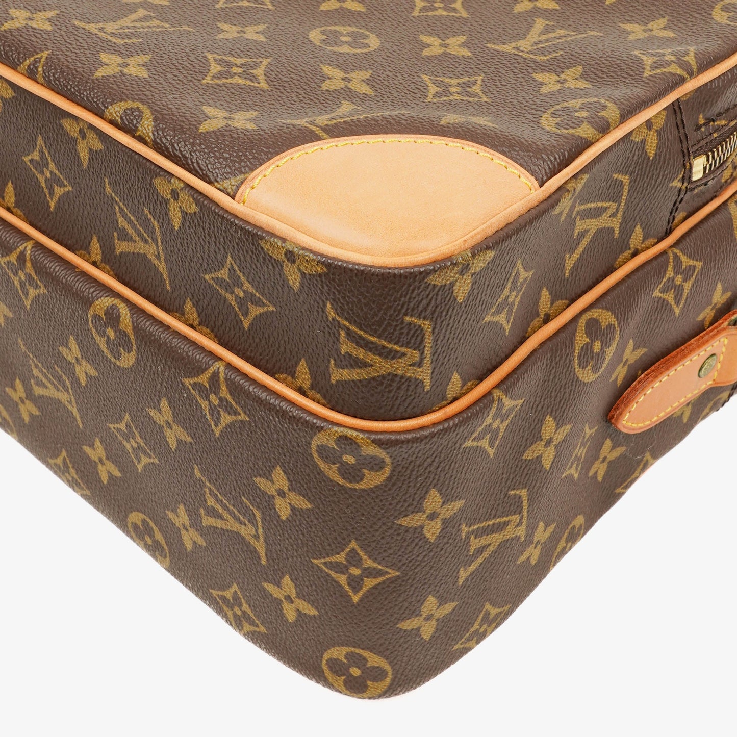 Louis Vuitton Nile GM Monogram Canvas Crossbody Bag