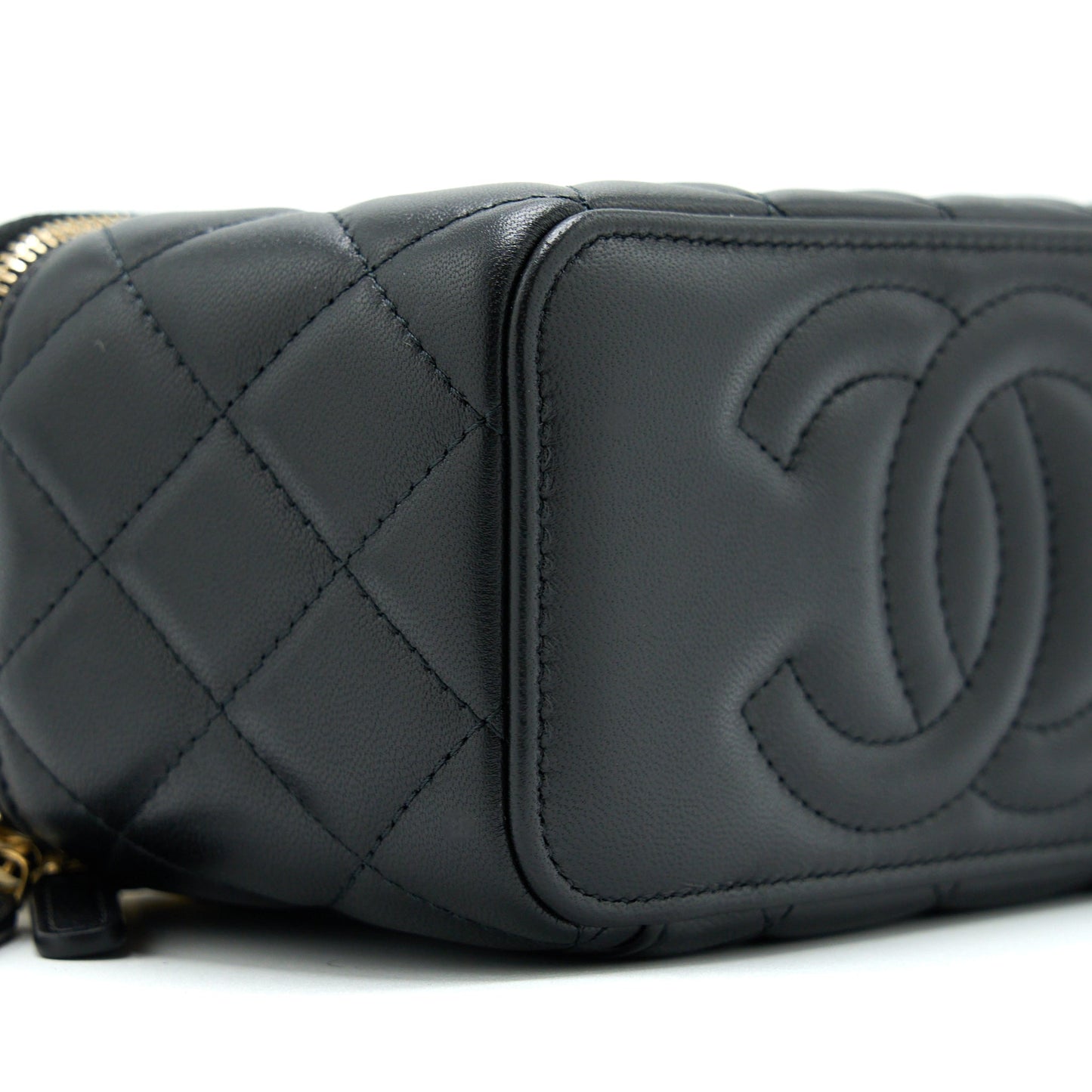 Chanel Pearl Crush Long Vanity With Chain Lambskin Black