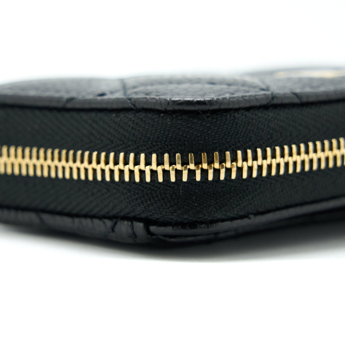 Chanel Zip Small Card Holder Caviar black