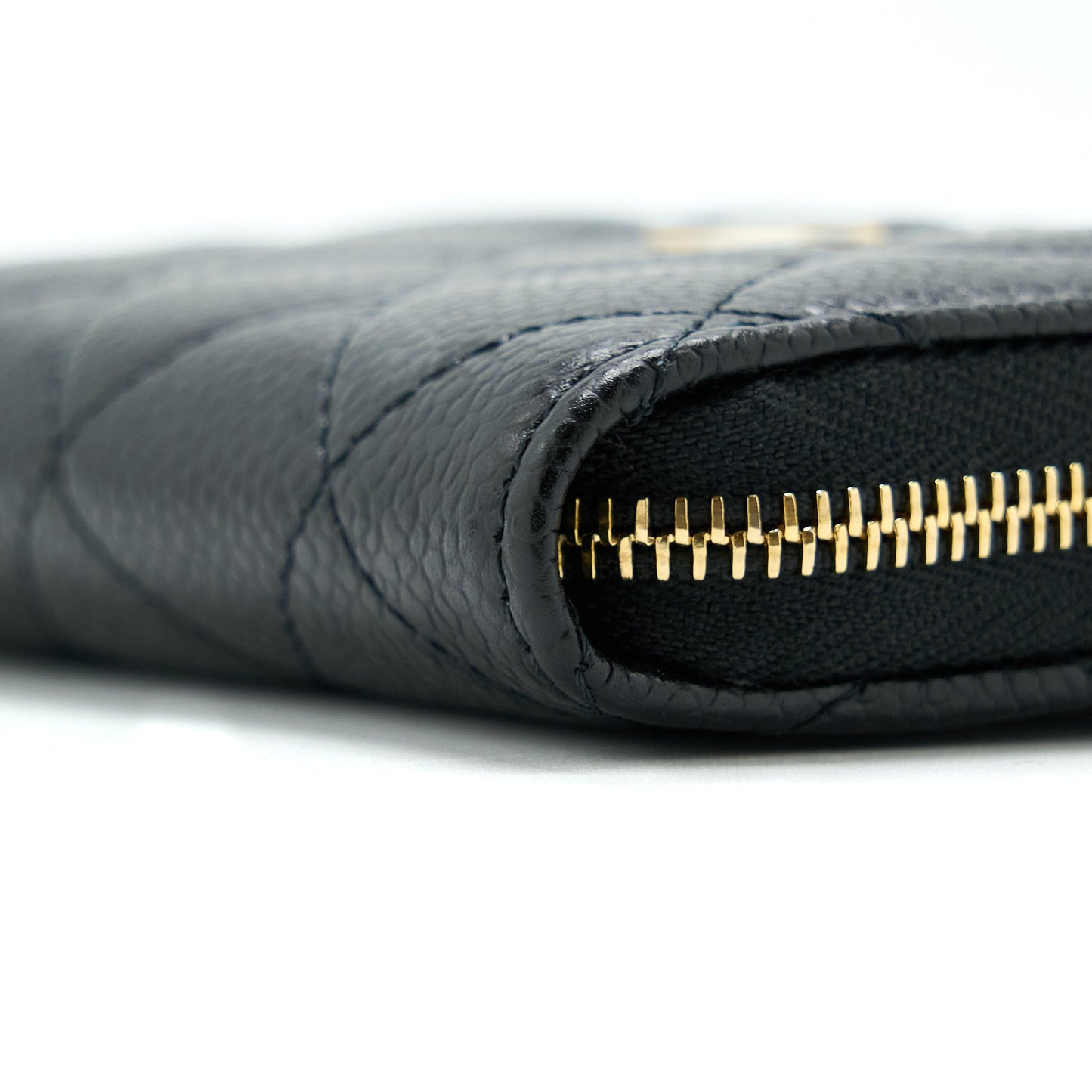 Chanel Zip Small Card Holder Caviar black