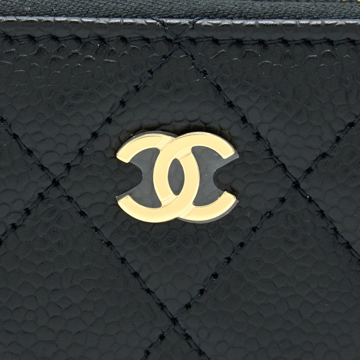 Chanel Zip Small Card Holder Caviar black