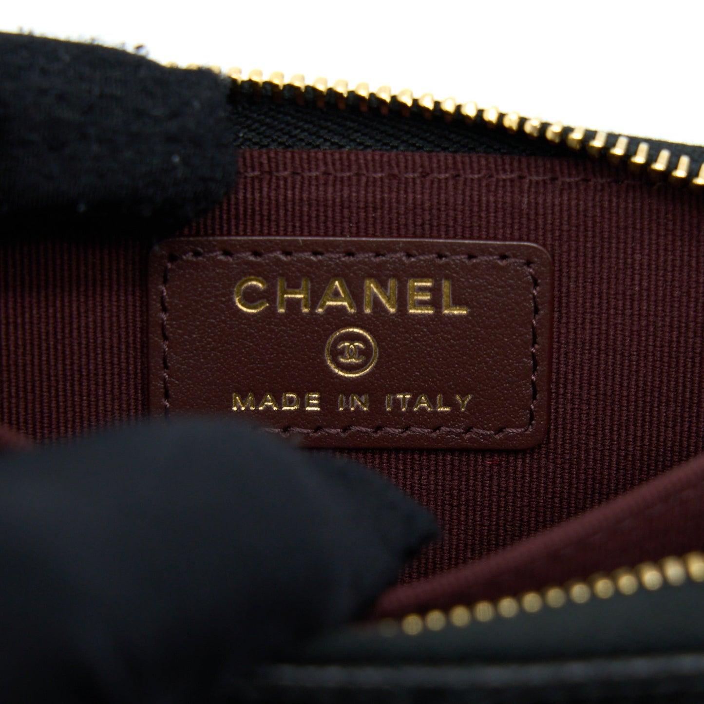 Chanel Zip Small Card Holder Caviar black