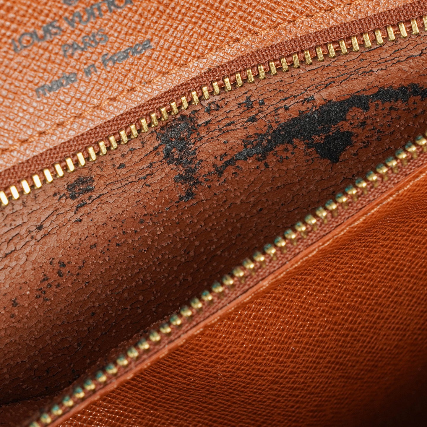 Louis Vuitton Monceau 28 Monogram Canvas Bag