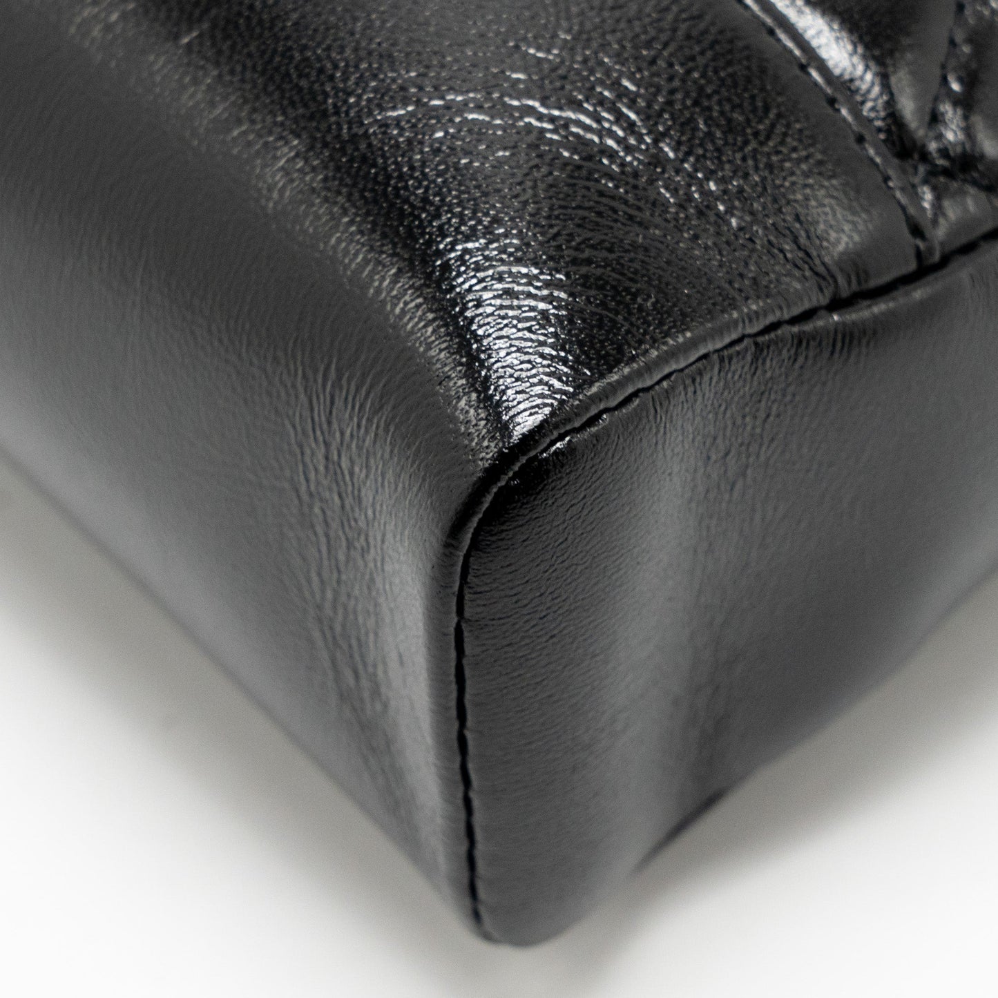 Chanel Mini 31 bag Shiny Calfskin Black L (Microchip)