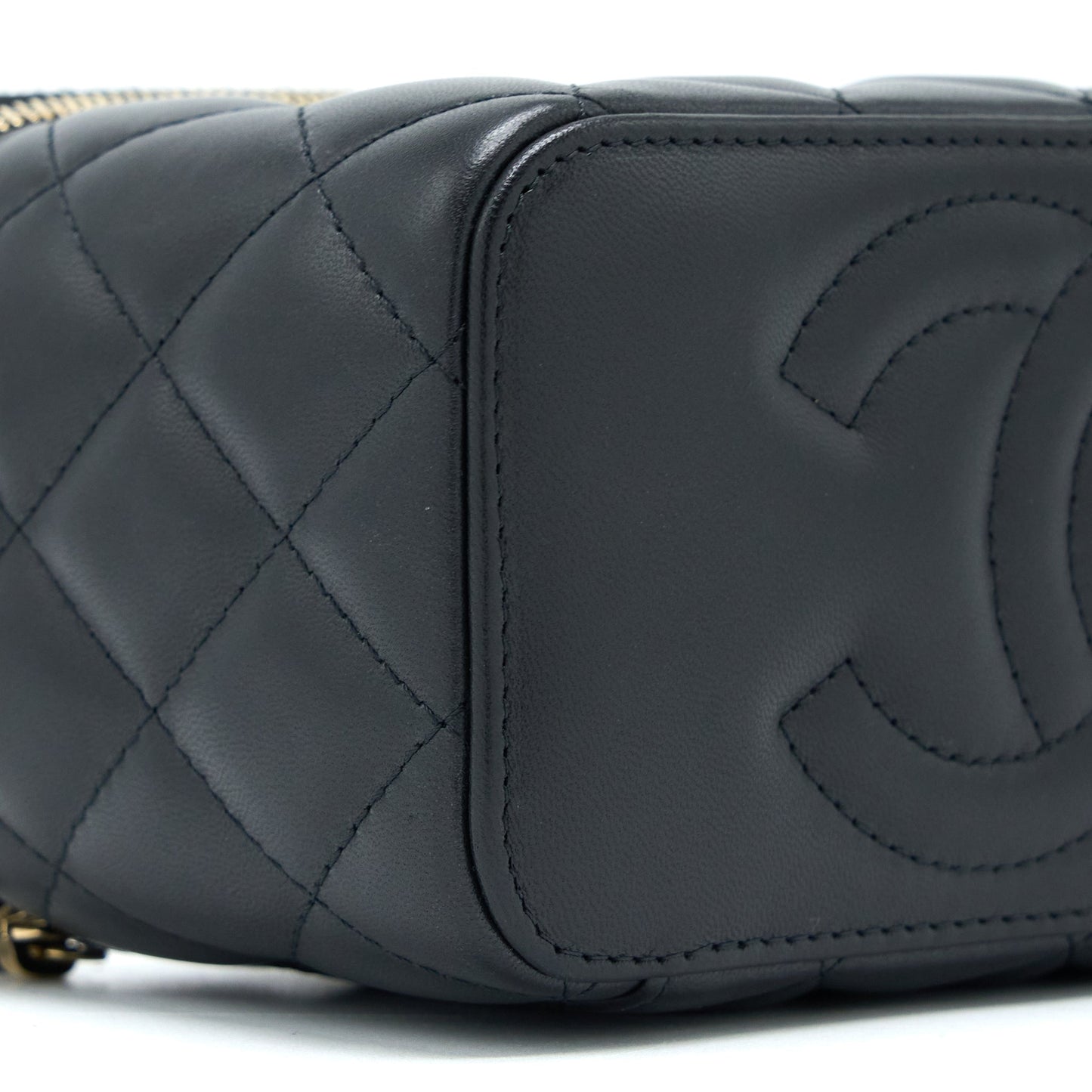 Chanel Pear Crush Long Vanity With Chain Lambskin Black
