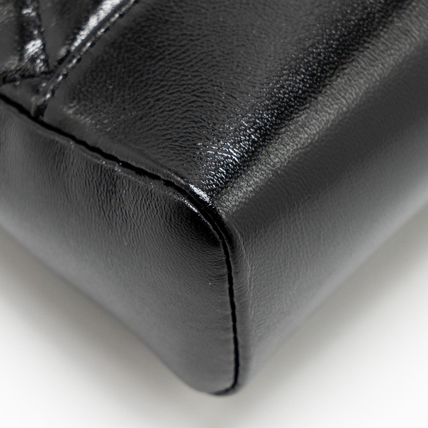 Chanel Mini 31 bag Shiny Calfskin Black L (Microchip)