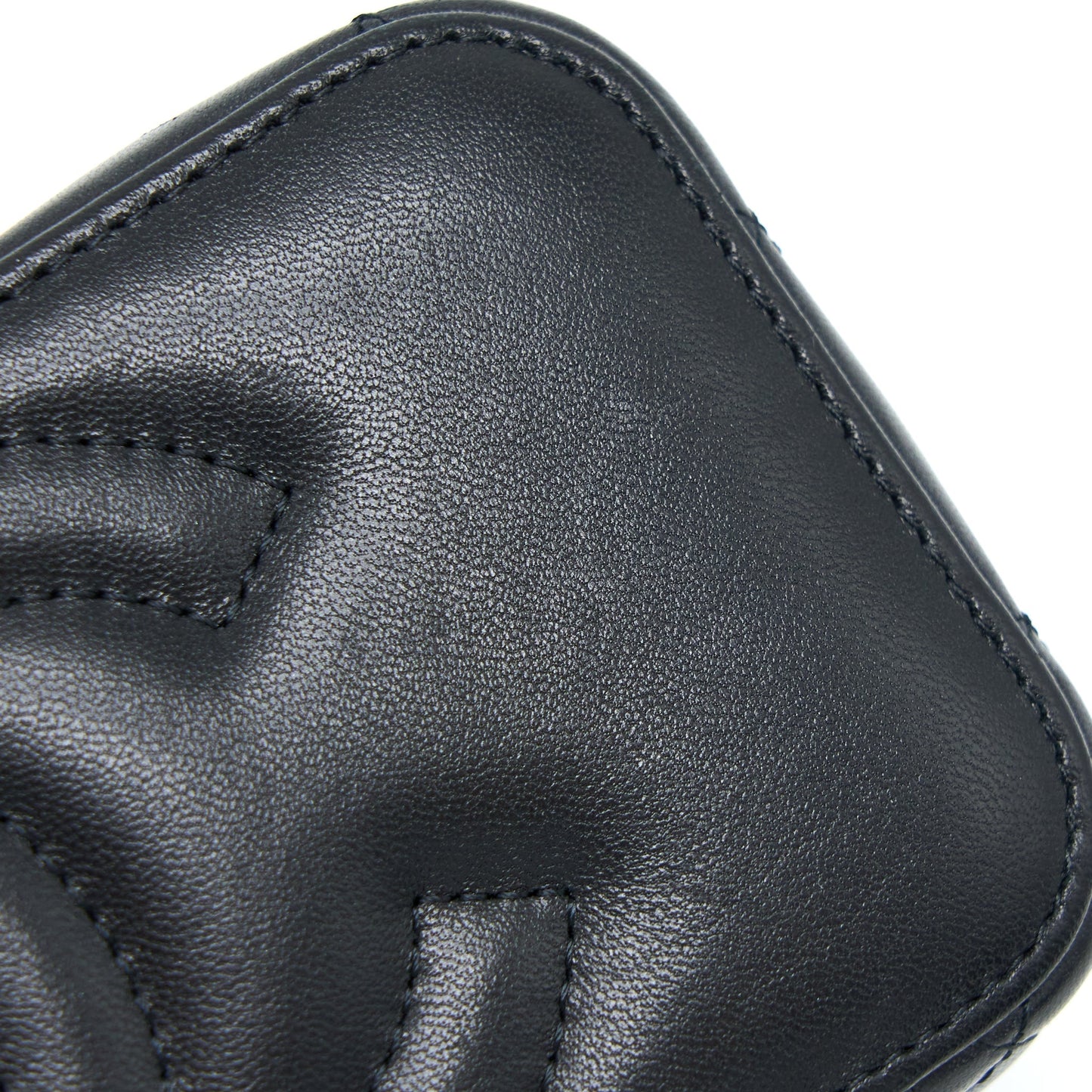 Chanel Pear Crush Long Vanity With Chain Lambskin Black