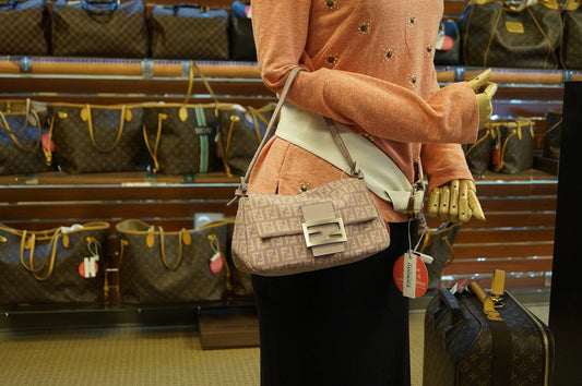 Fendi Baguette Shoulder Bag - Ewore Bags