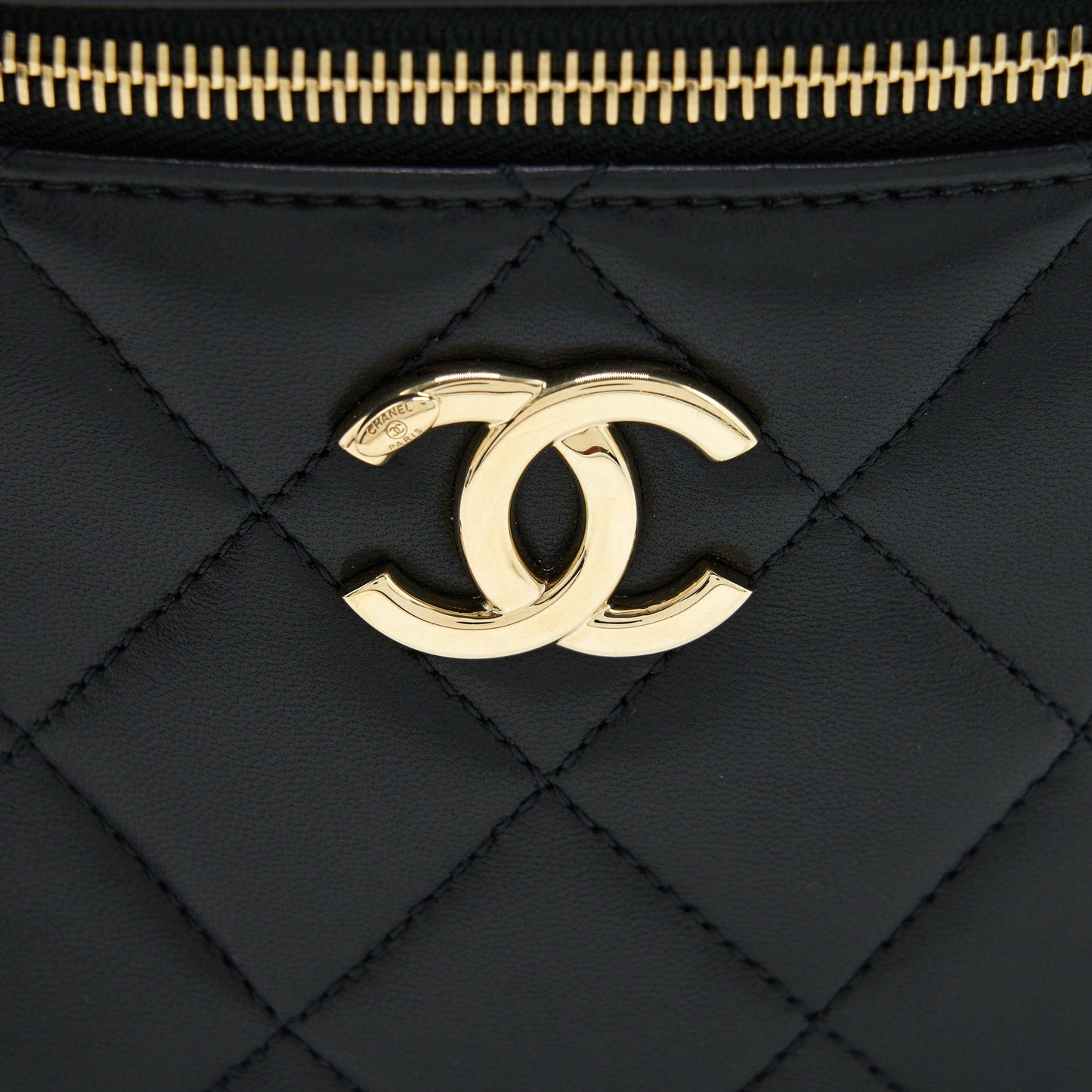 Chanel Trendy CC Round Vanity Case Crossbody Bag Lambskin Black L