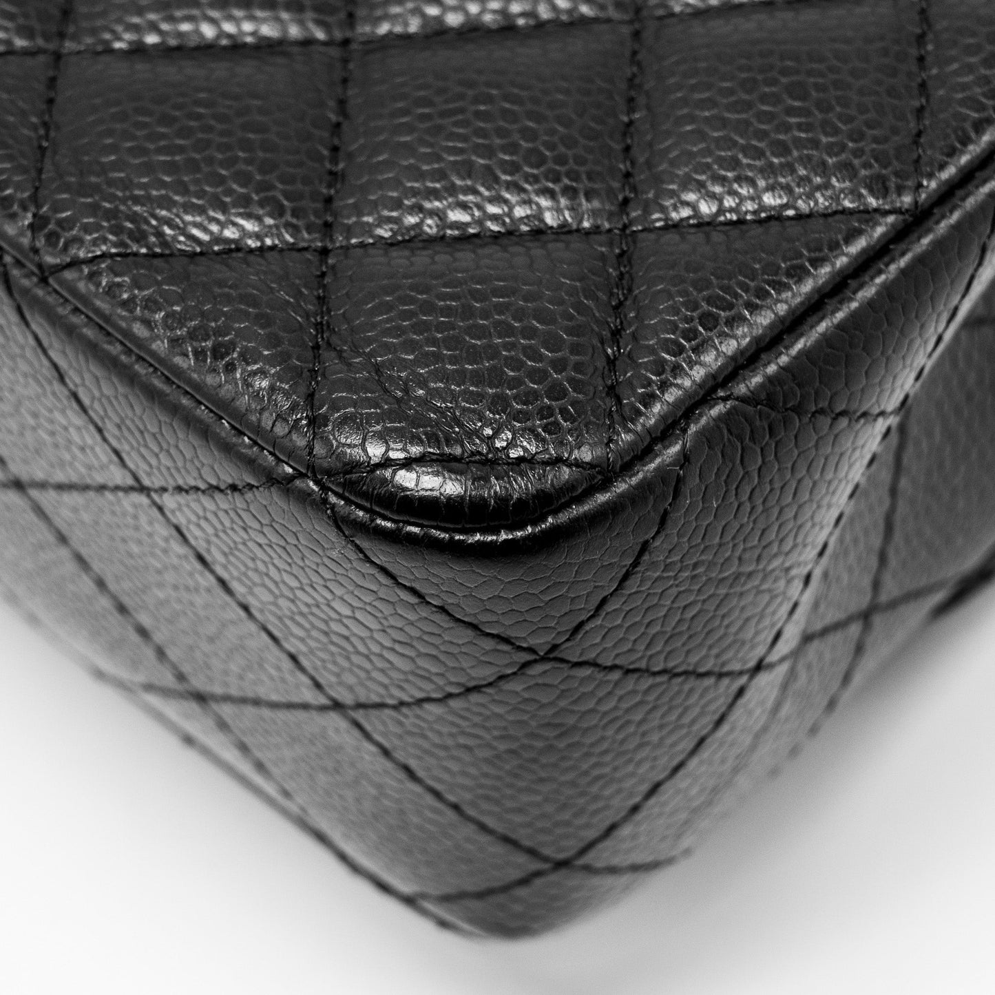 Chanel Medium Classic Double Flap Bag CAVIAR Black  (Microchip)