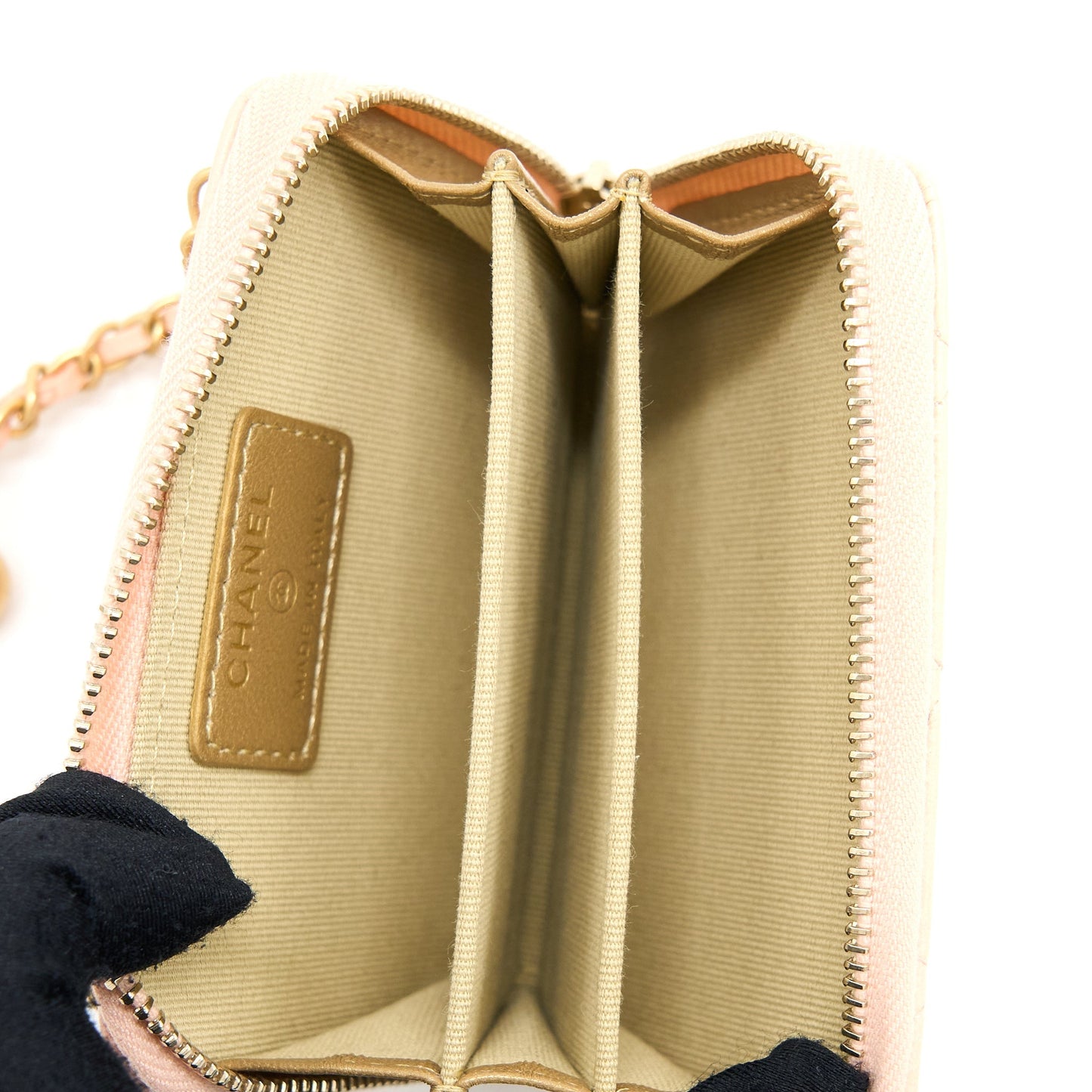 Chanel Pearl Crush Zippy Card Holder Lambskin Light Pink Brushed