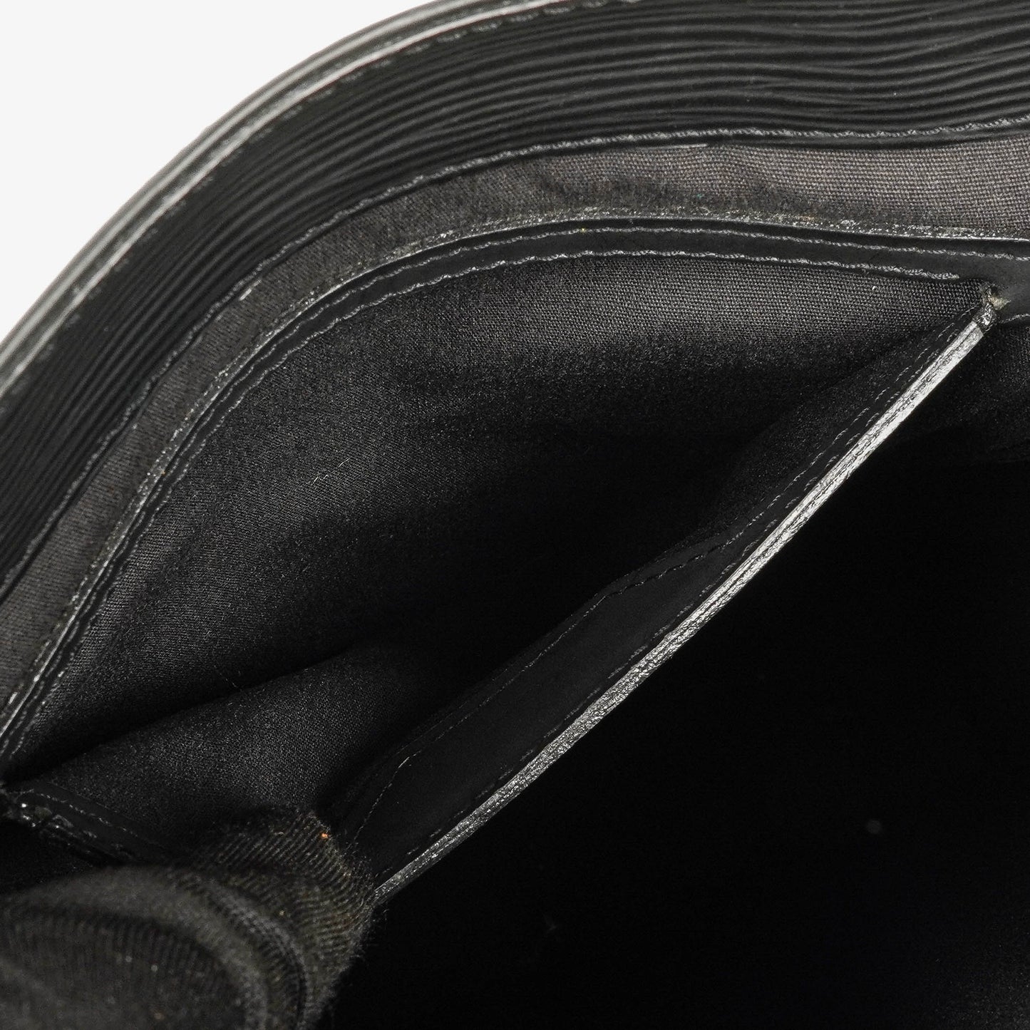Louis Vuitton Sac Plat Black Epi Leather Bag