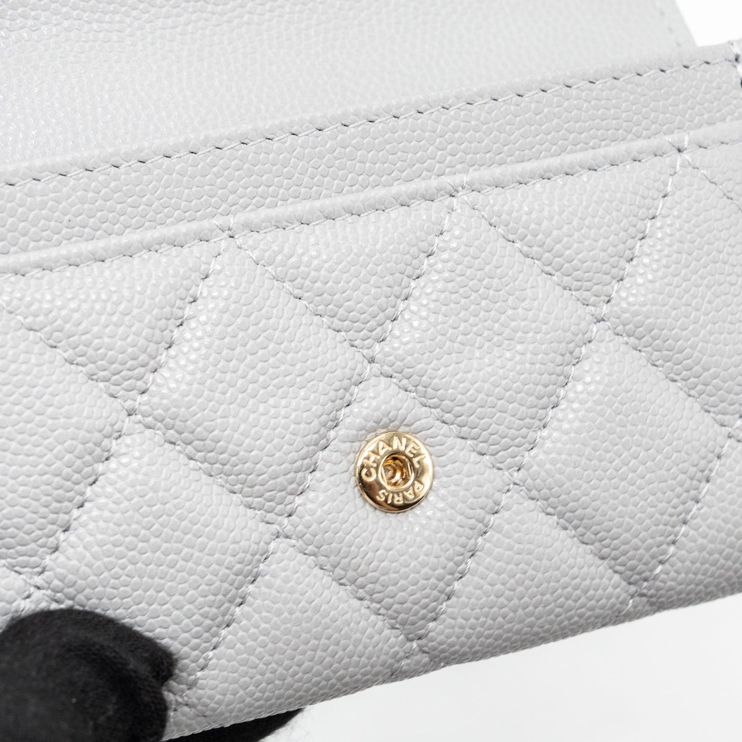 Chanel Classic Flap Card Holder Caviar Light Grey L