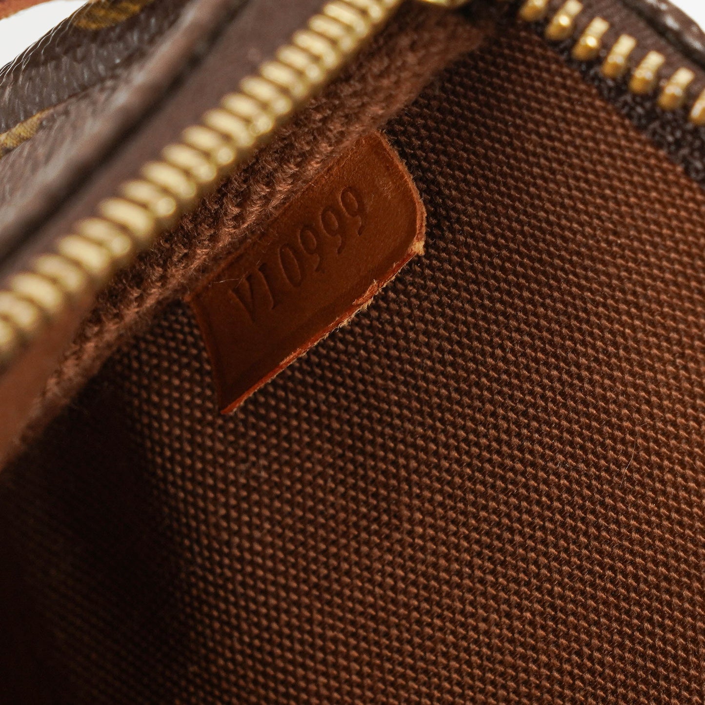 Louis Vuitton Pochette Accessoires Monogram Canvas Clutch Bag