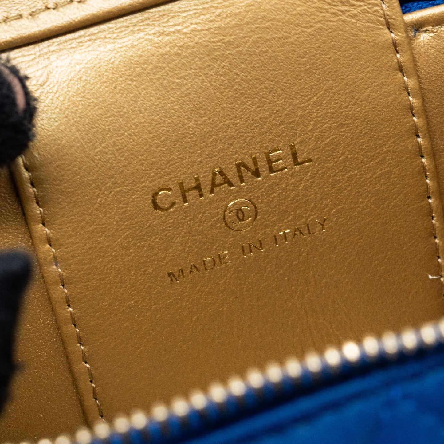 Chanel Pearl Crush Mini Vanity Lambskin Blue (microchip)