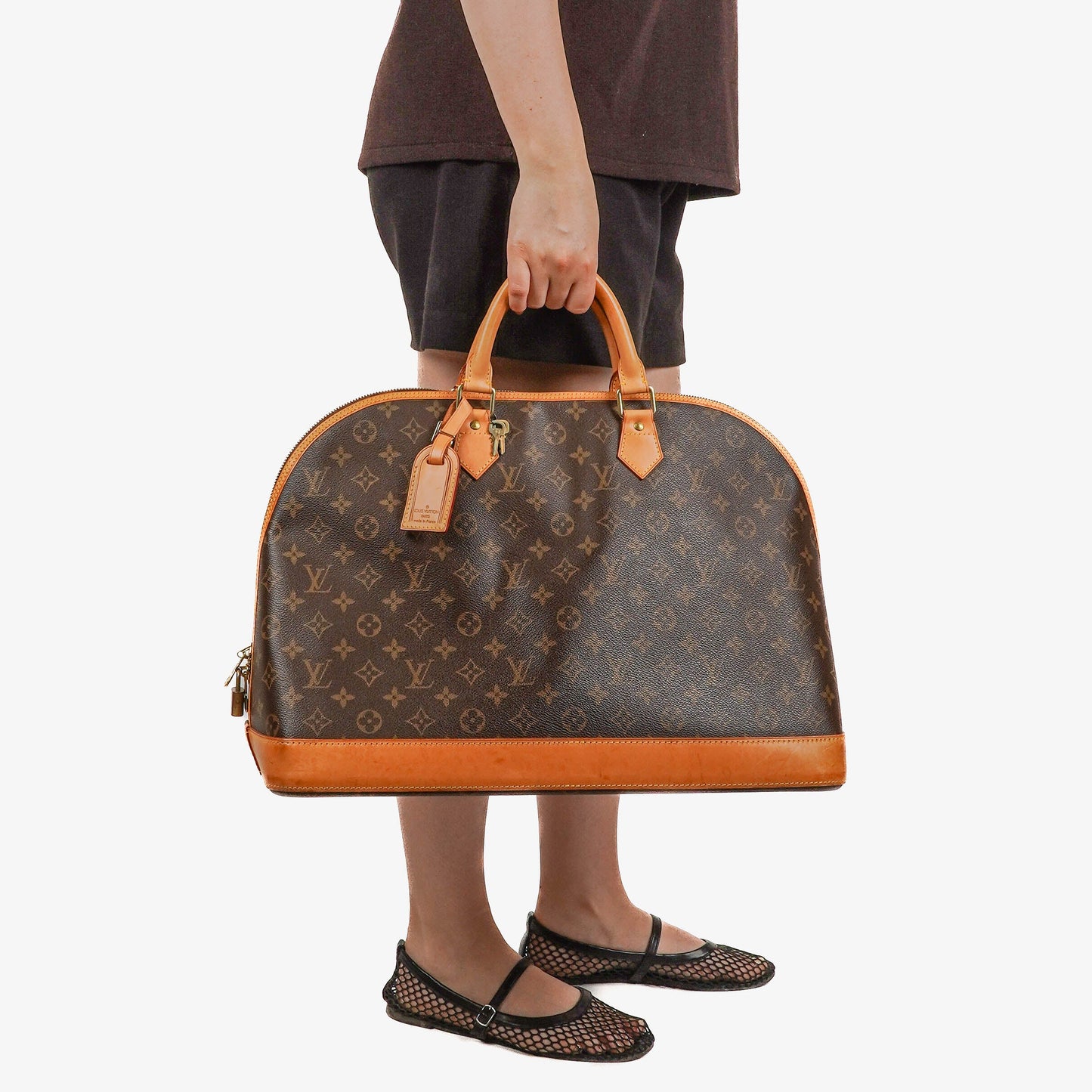 Louis Vuitton Alma GM Monogram Canvas Handbag
