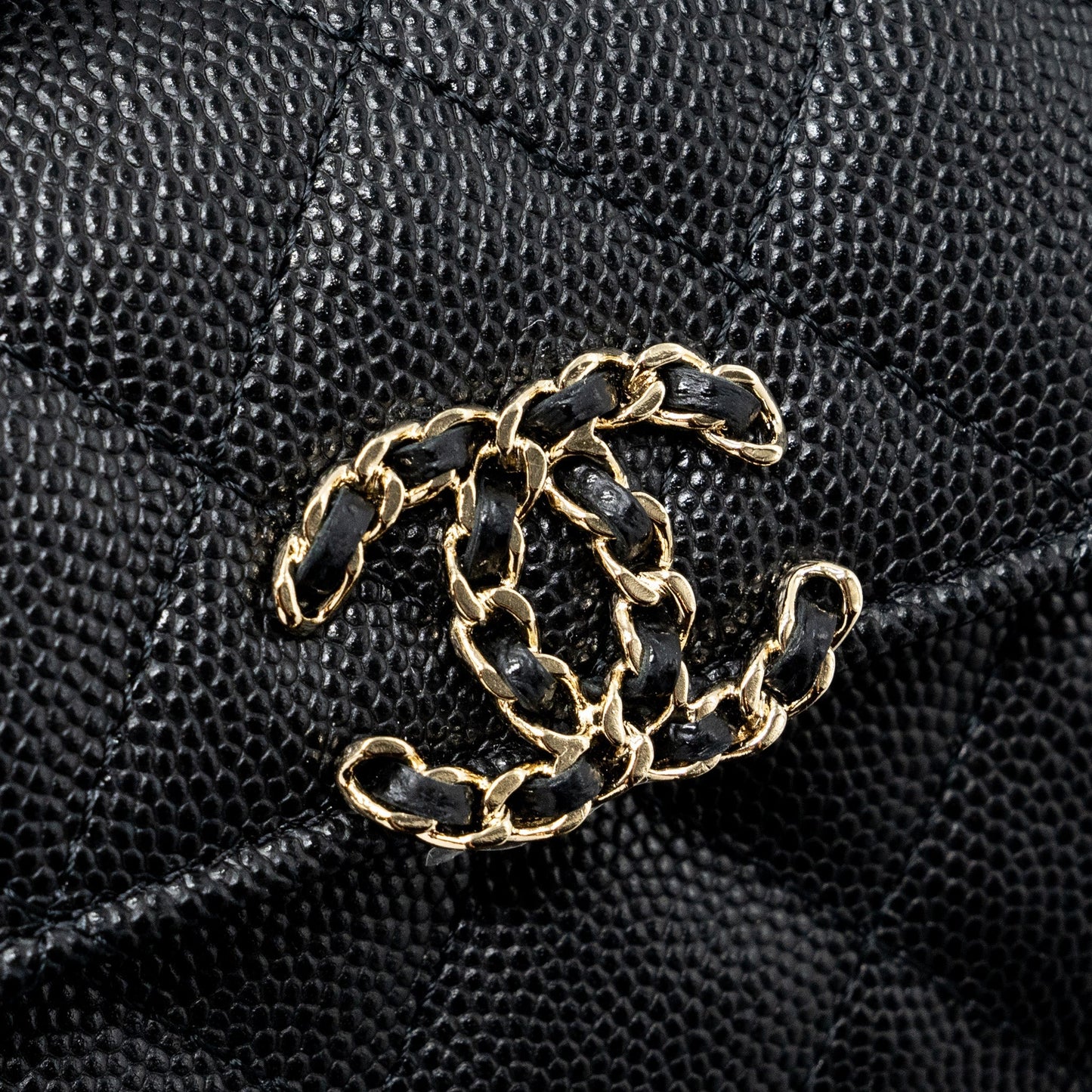 Chanel Mini Top Handle Flap Bag Caviar Black L (microchip)