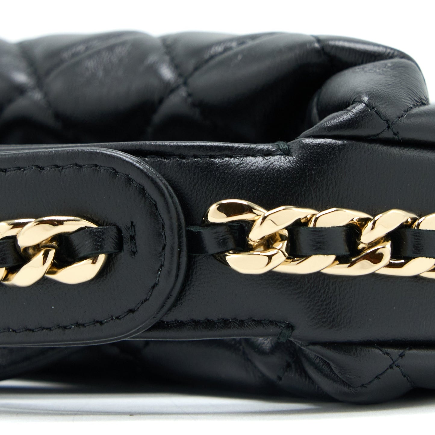 Chanel 23C Round Clutch Lambskin Black L (Microchip)
