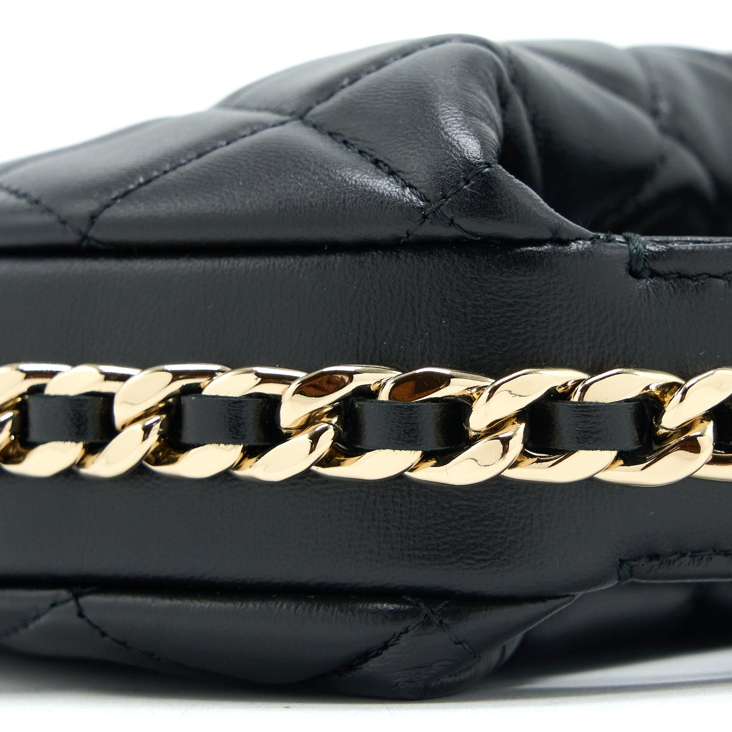 Chanel 23C Round Clutch Lambskin Black L (Microchip)