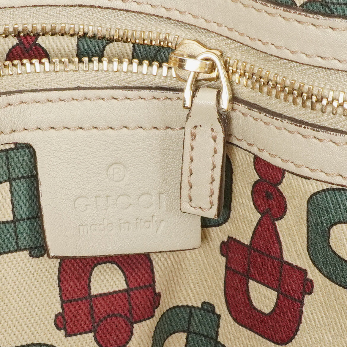 Gucci Guccissima Medium Pelham Shoulder Bag