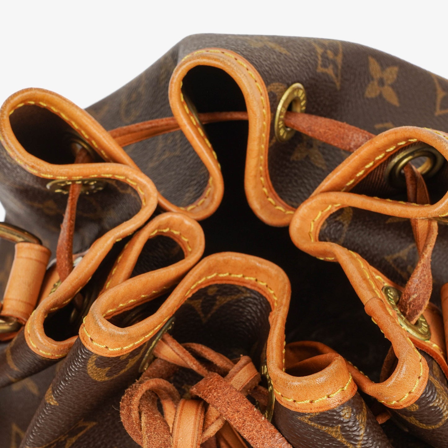 Louis Vuitton Noe Grande GM Monogram Canvas Shoulder Bag