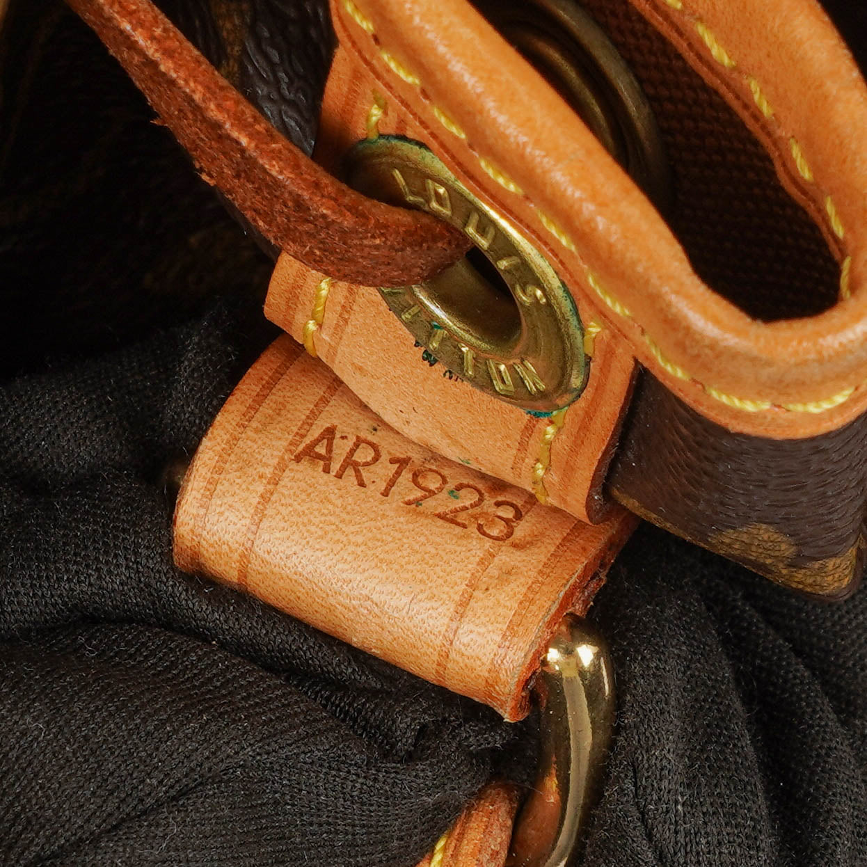 Louis Vuitton Noe Grande GM Monogram Canvas Shoulder Bag