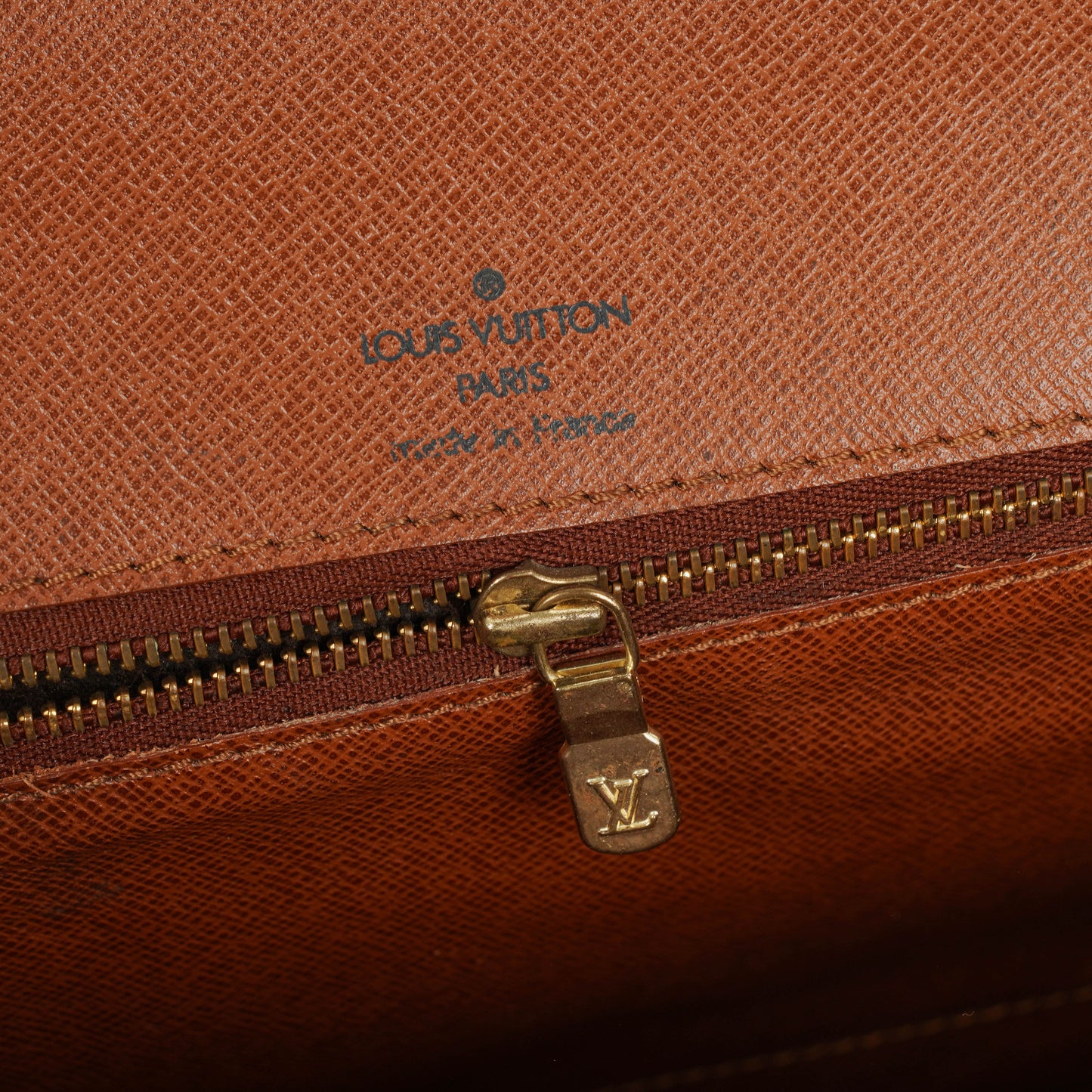 Louis Vuitton Monceau 28 Monogram Canvas Bag