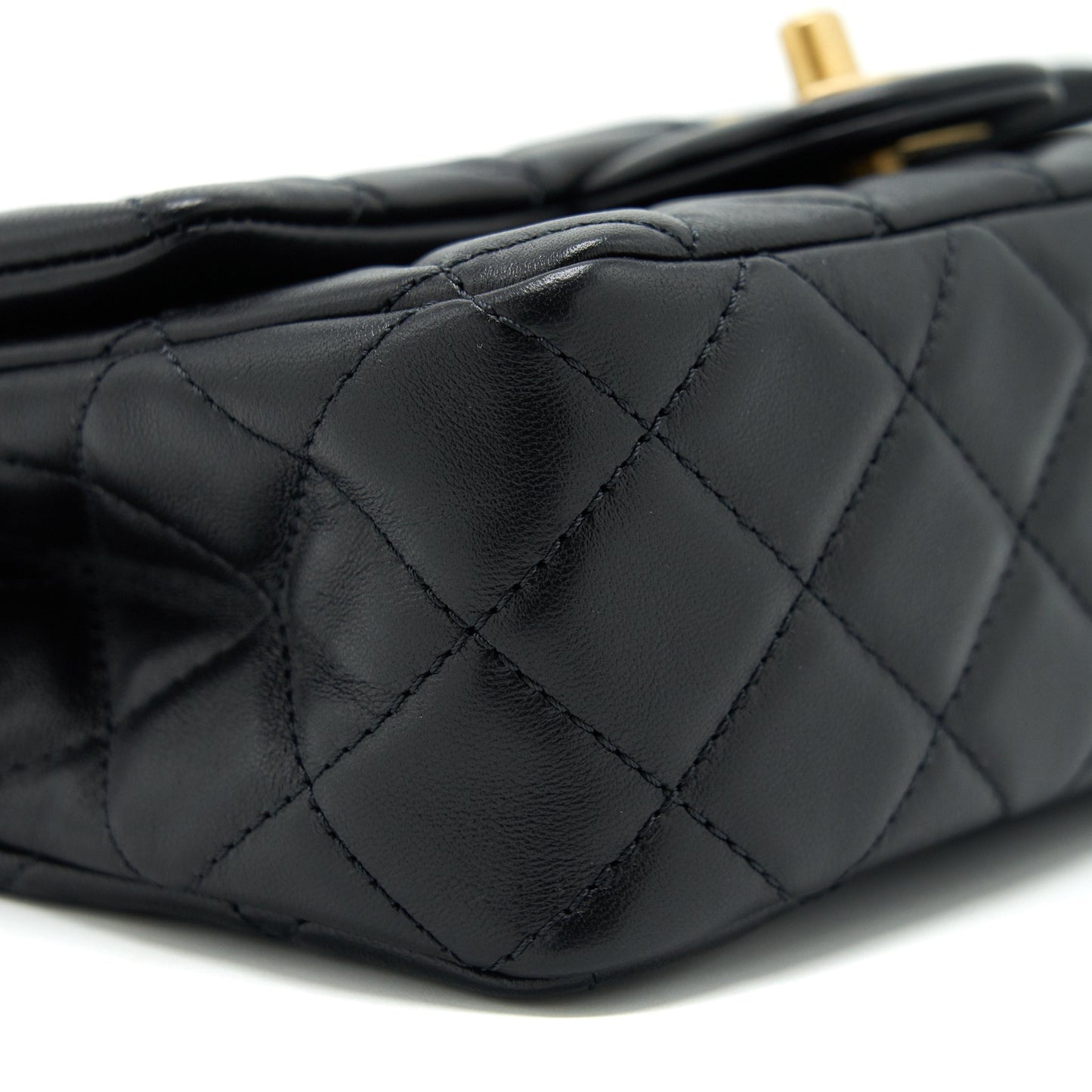 Chanel 22C pearl crush mini Rectangular Lambskin Black