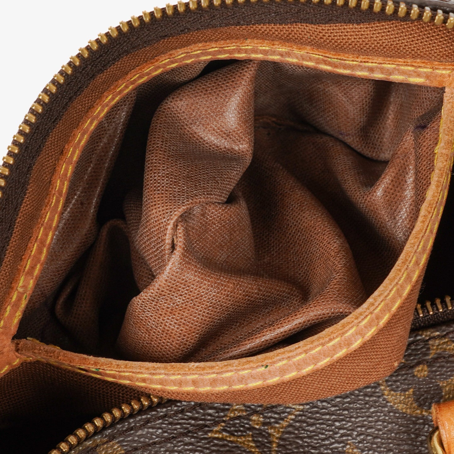 Louis Vuitton  25 Monogram Canvas Bag