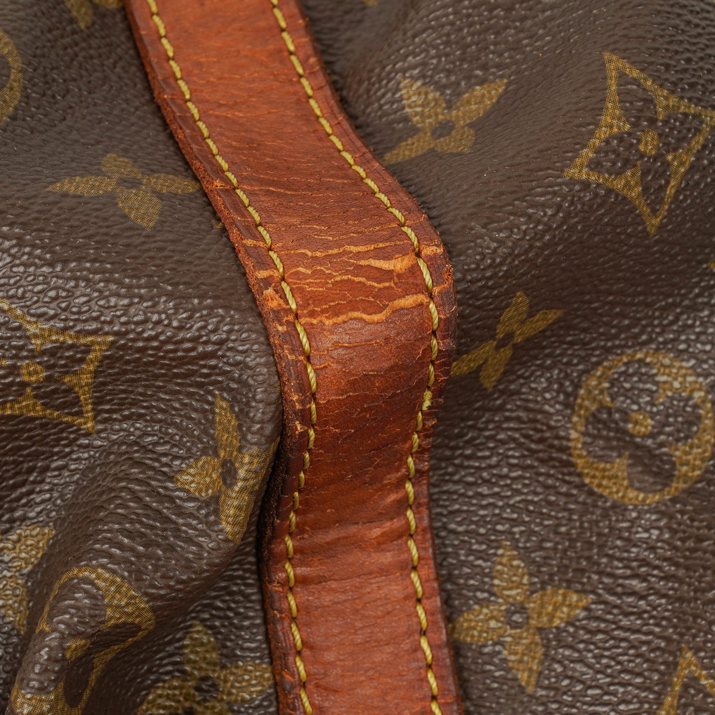 Louis Vuitton Noe Grande GM Monogram Canvas Shoulder Bag