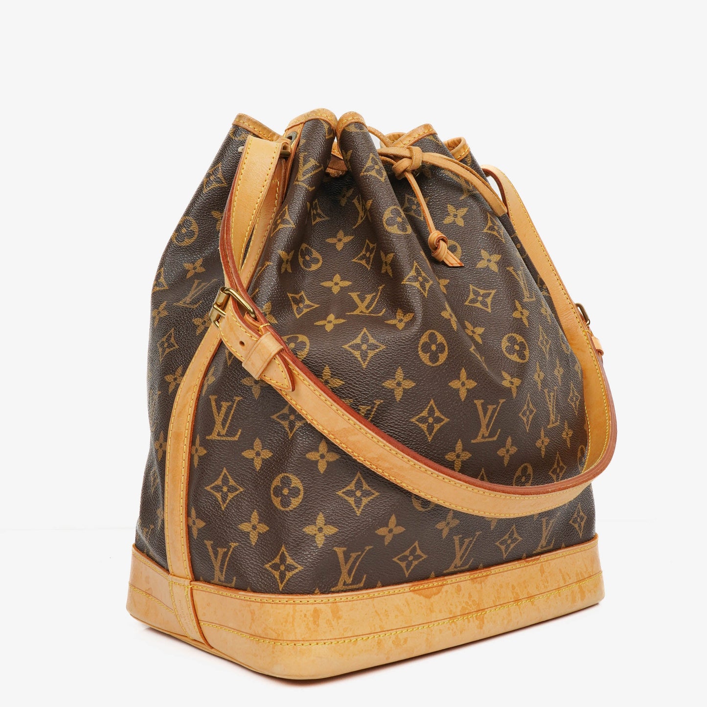 Louis Vuitton Noe GM Monogram Canvas Shoulder Bag