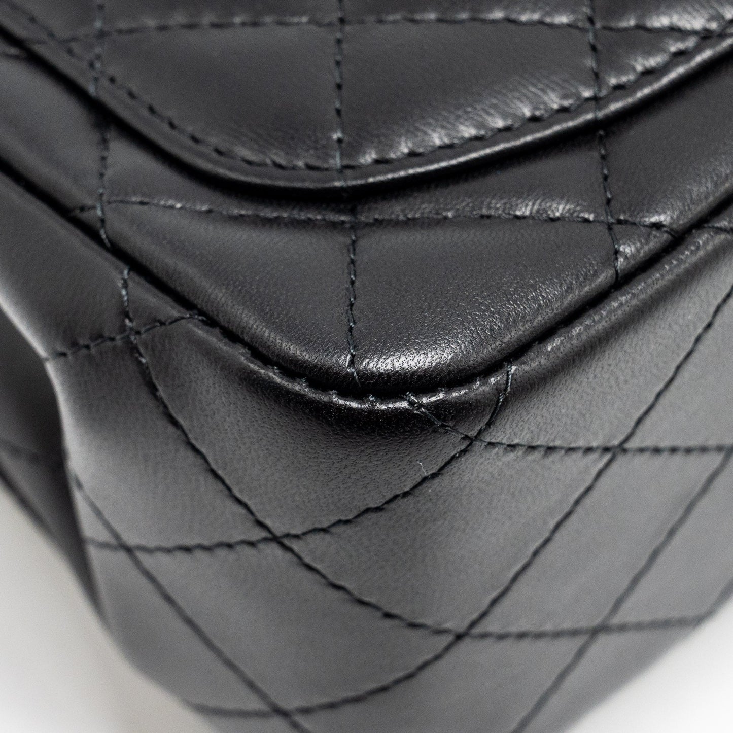 Chanel mini square flap bag lambskin black L (microchip)