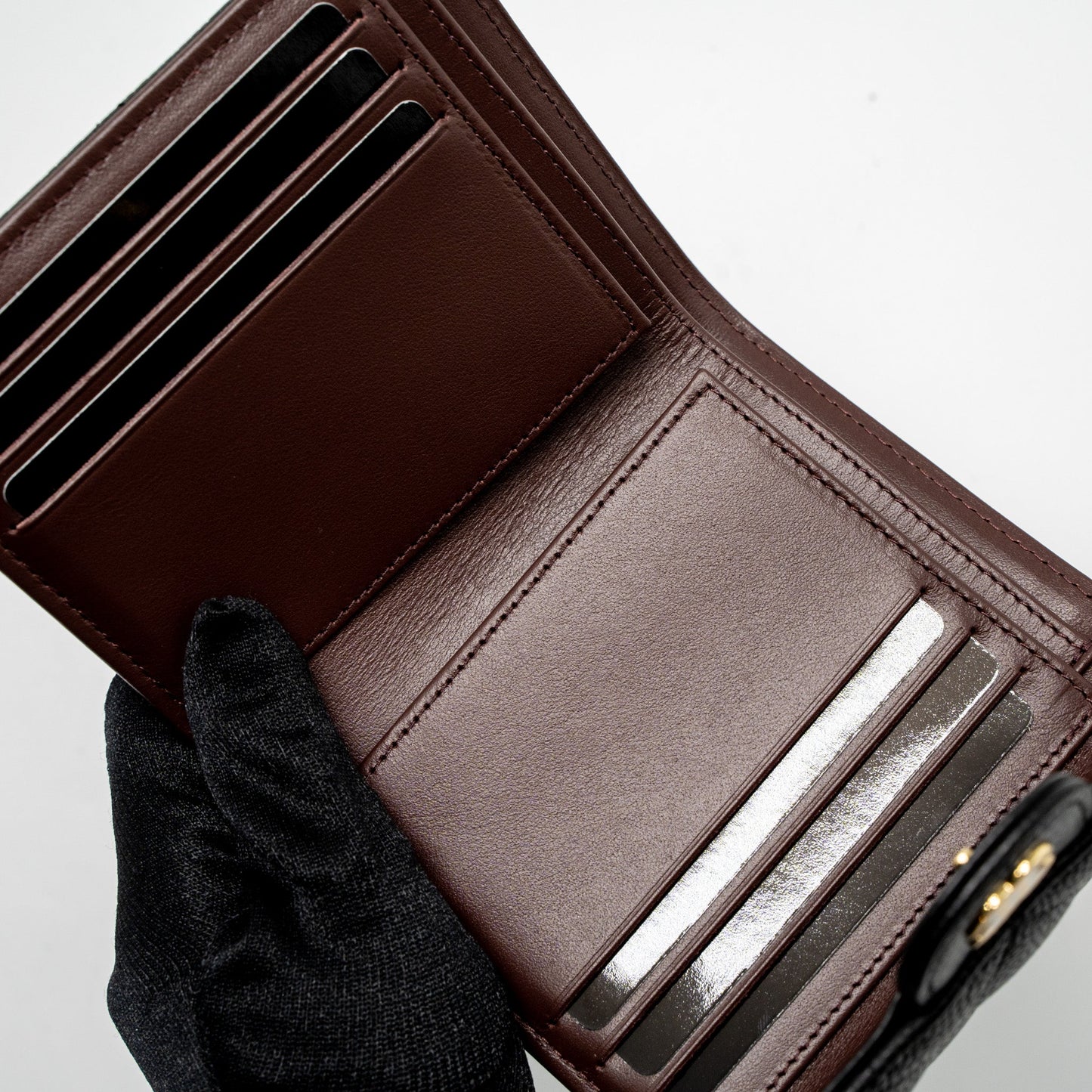 Chanel Classic Compact Wallet Caviar Black L (Microchip)