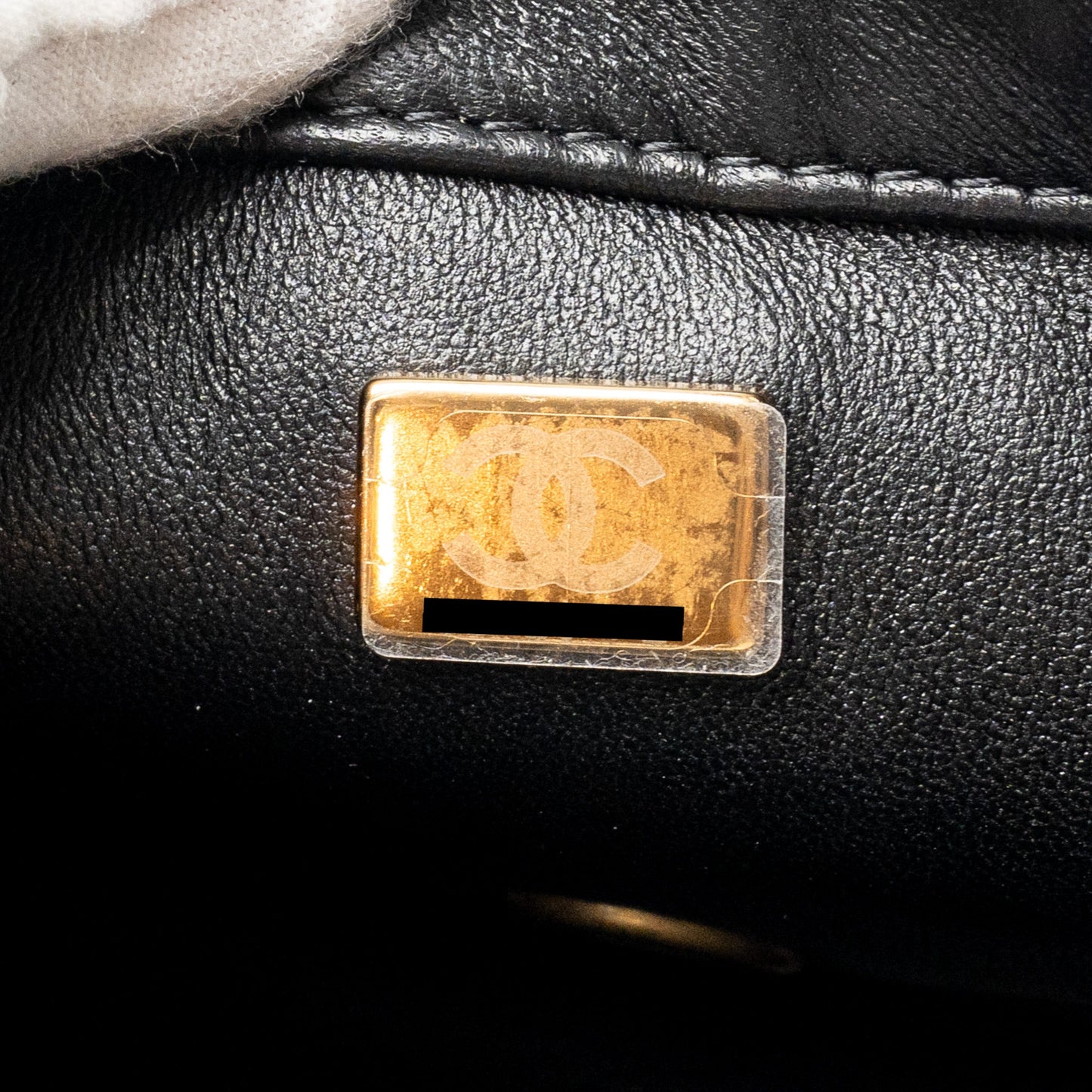 Chanel 22b Heart Chain Flap Bag Lambskin Black (microchip)