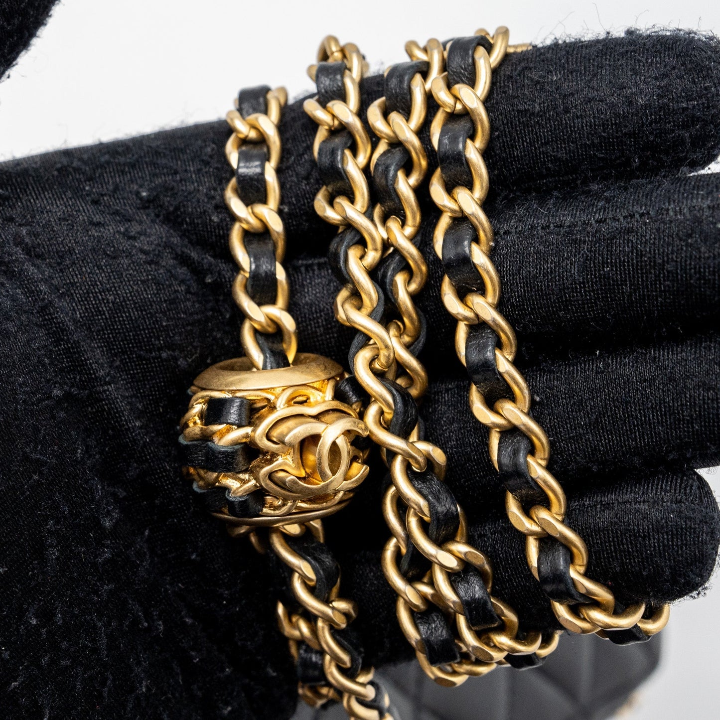 Chanel Pearl Crush Long Vanity Case Lambskin Black
