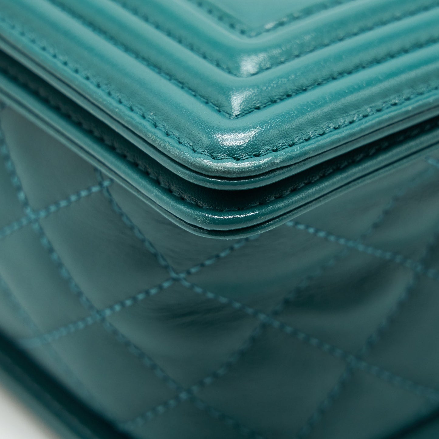 Chanel Medium Boy lambskin green