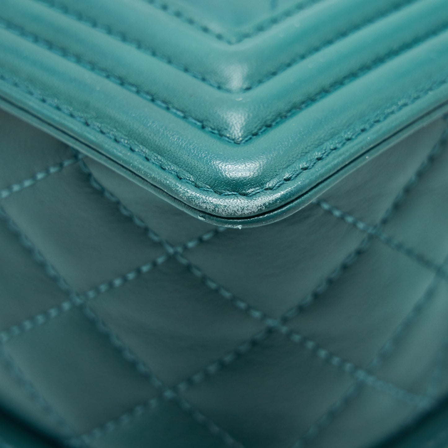 Chanel Medium Boy lambskin green