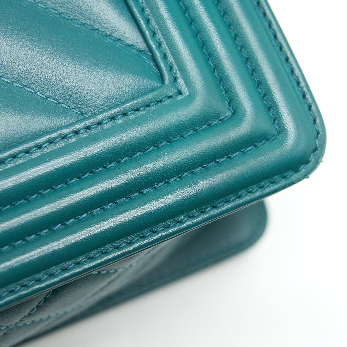 Chanel Medium Boy lambskin green