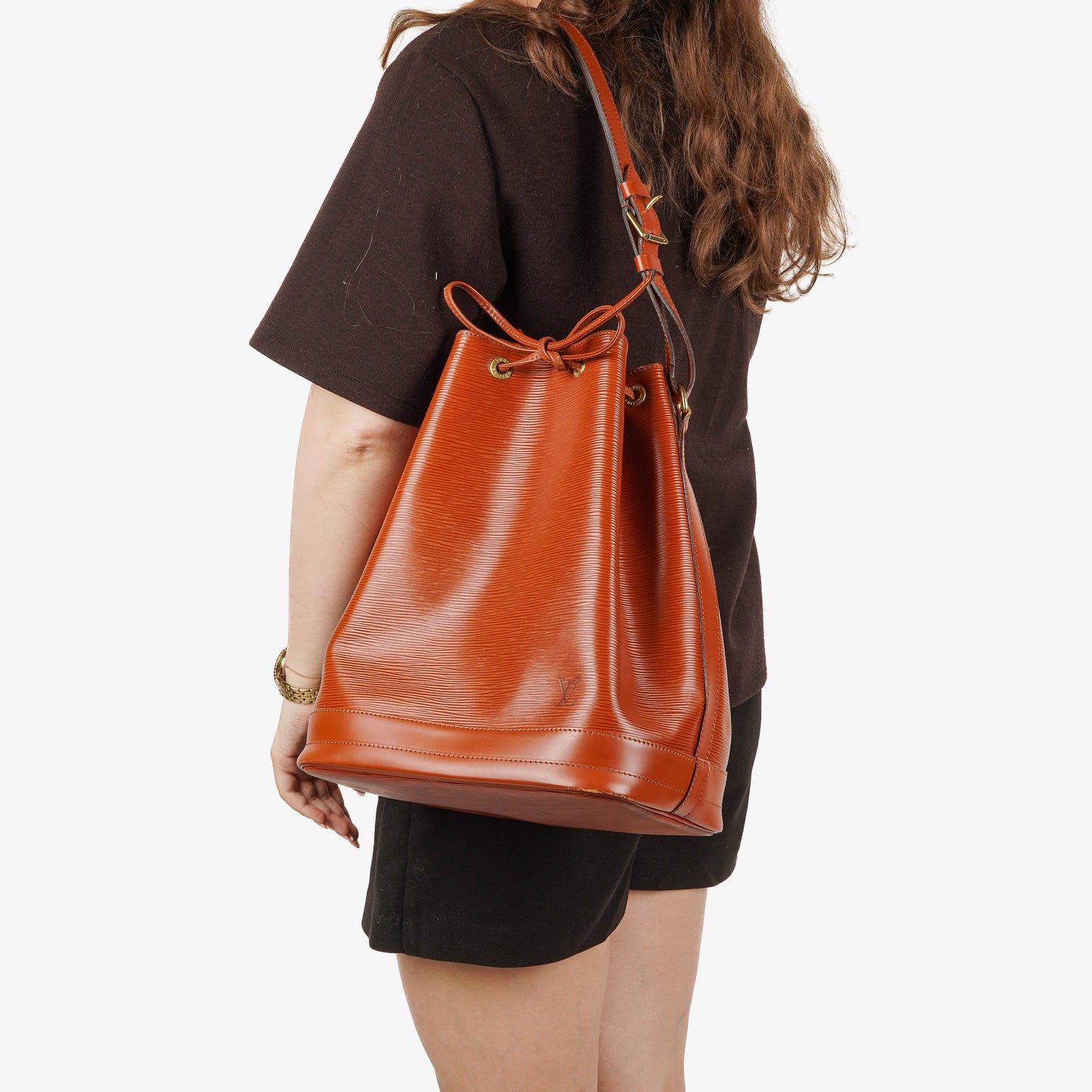 Louis Vuitton Noe Grande Brown EPI Leather Shoulder Bag