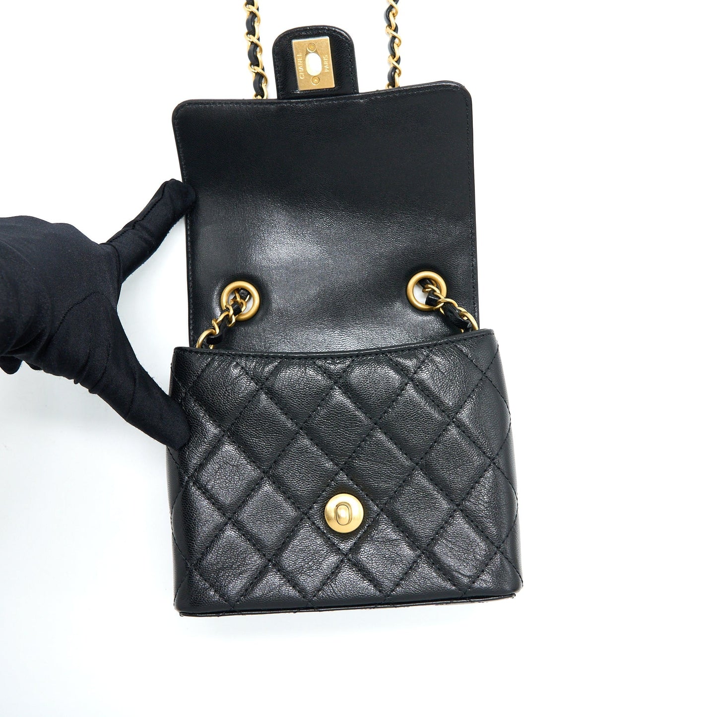 Chanel 22K Retro Classic New Mini Square Flap Bag Goatskin Black (Microchip)