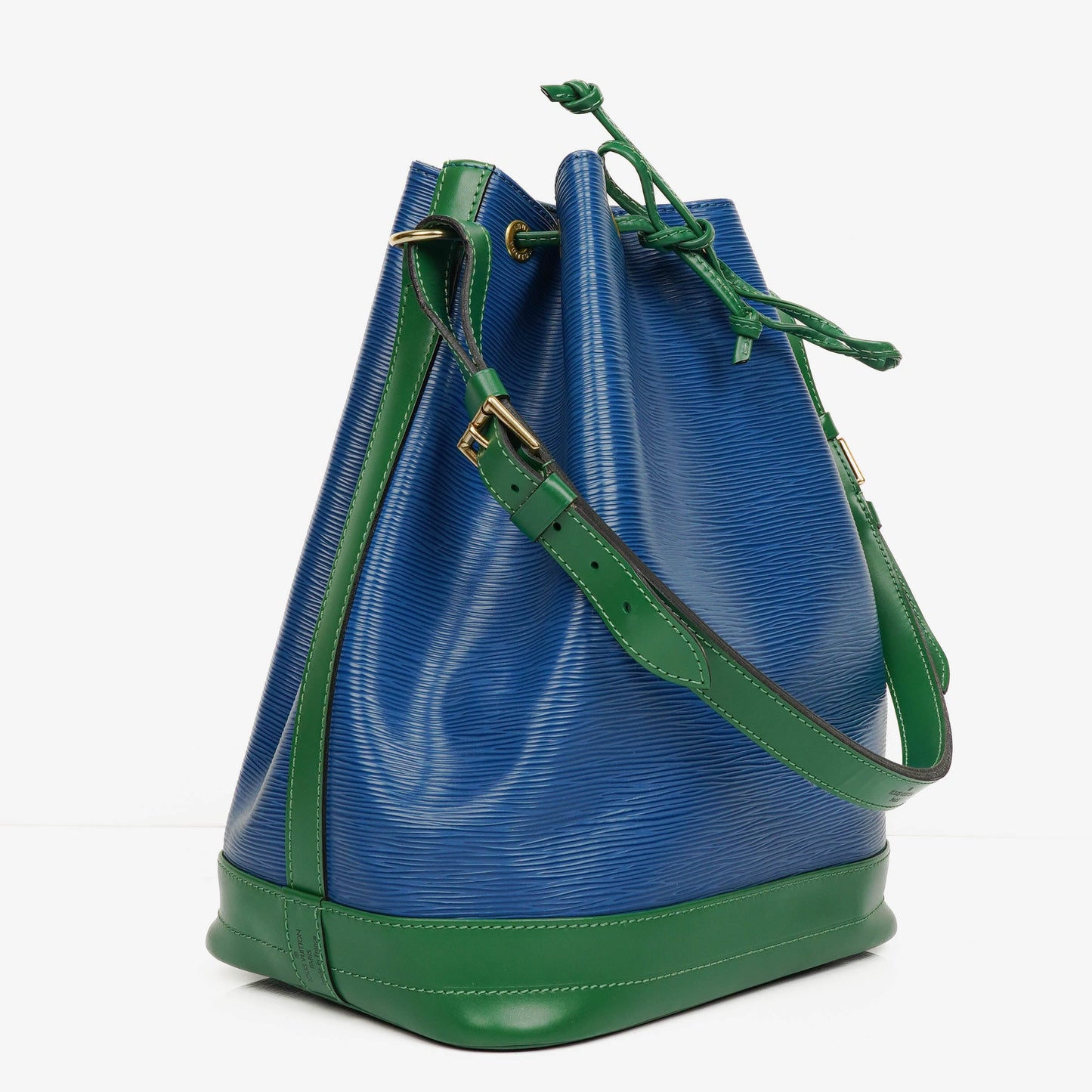 Louis Vuitton Noe Grande GM Bi-Colour Blue/Green Epi Leather Shoulder Bag