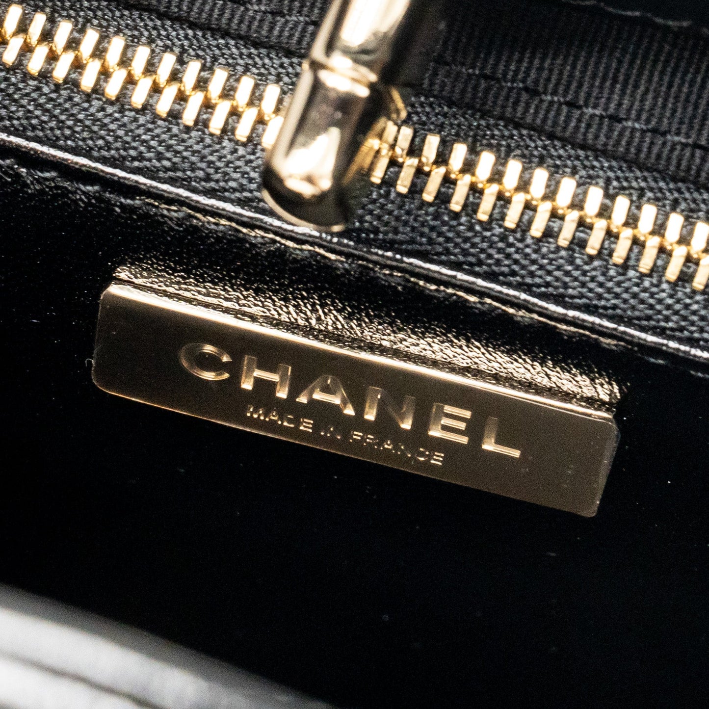Chanel Mini 31 Bag Shiny Lambskin Black L (microchip)