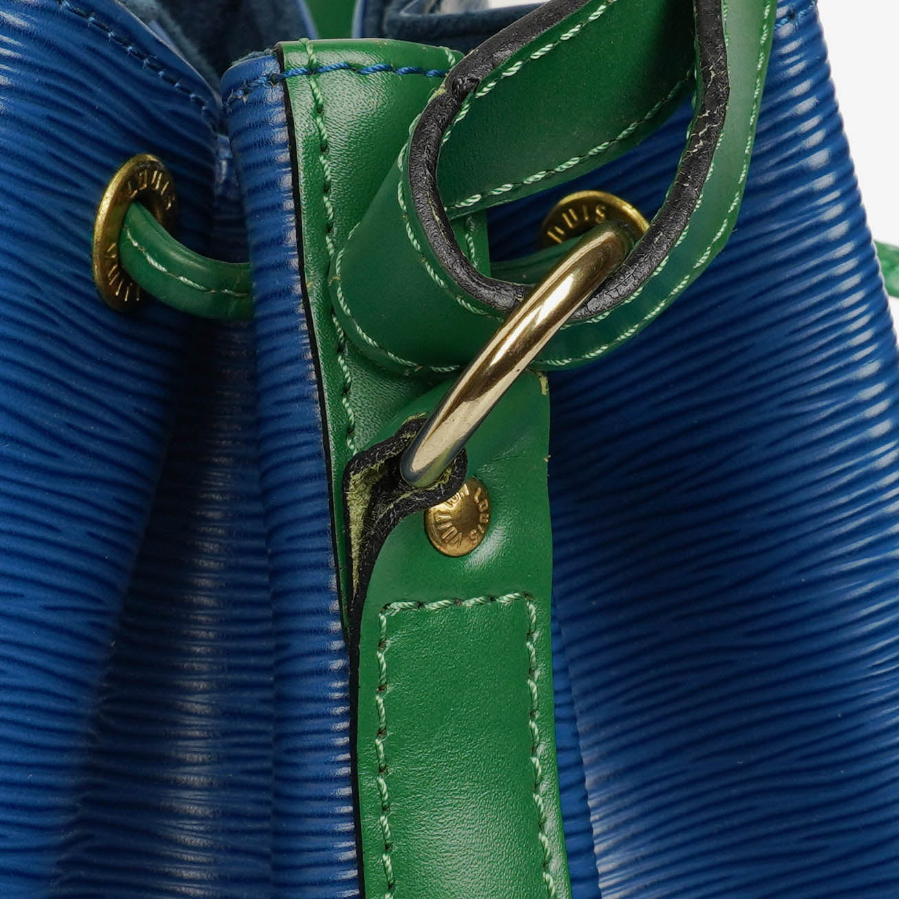 Louis Vuitton Noe Grande GM Bi-Colour Blue/Green Epi Leather Shoulder Bag