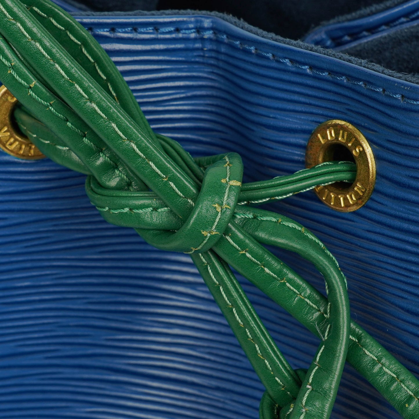 Louis Vuitton Noe Grande GM Bi-Colour Blue/Green Epi Leather Shoulder Bag