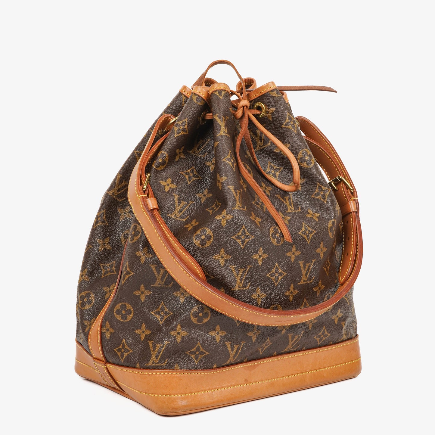 Louis Vuitton Noe Grande GM Monogram Canvas Shoulder Bag