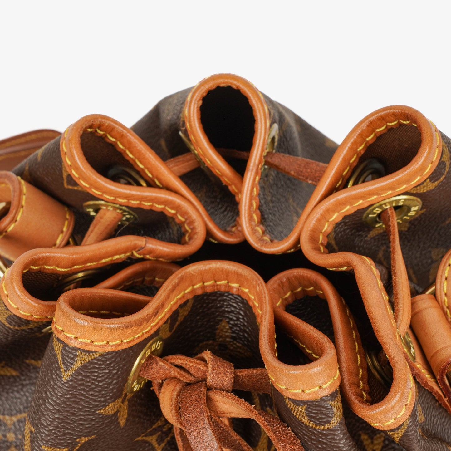 Louis Vuitton Noe Grande GM Monogram Canvas Shoulder Bag