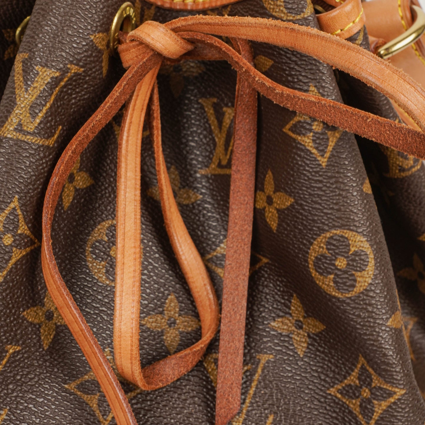 Louis Vuitton Noe Grande GM Monogram Canvas Shoulder Bag