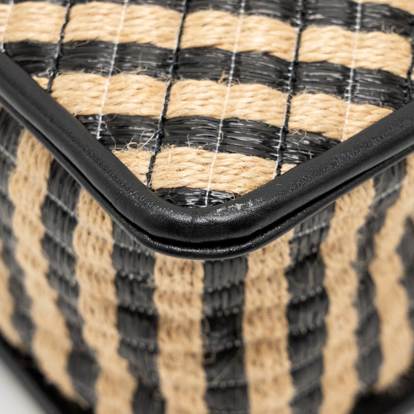 Chanel Urban Jungle Bucket Bag Raffia/Leather Black/Beige L