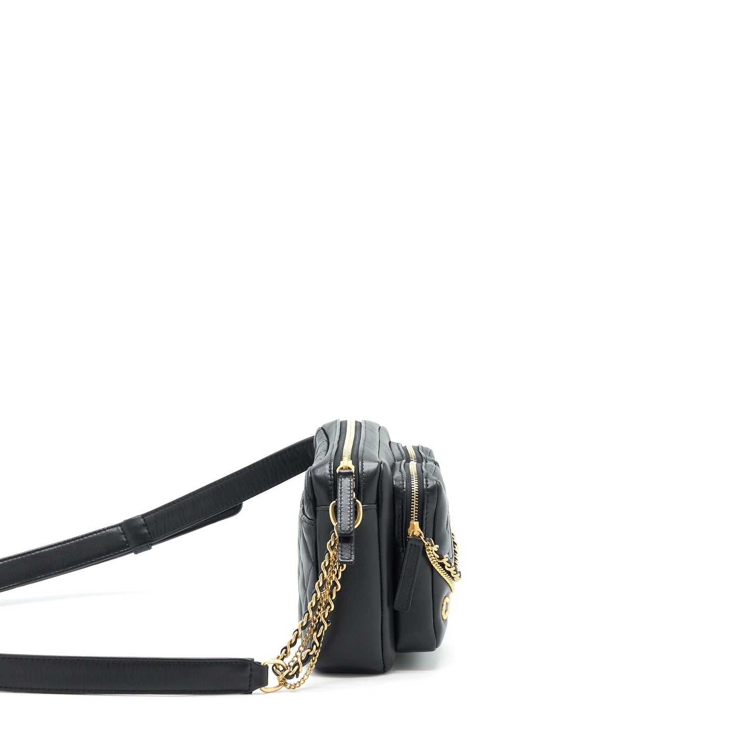 Chanel 22C Camera Bag Calfskin Black (Microchip)