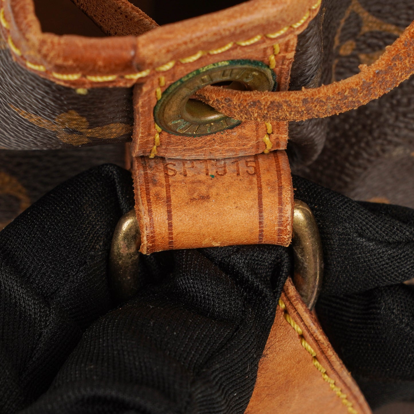 Louis Vuitton Noe Grande GM Monogram Canvas Shoulder Bag